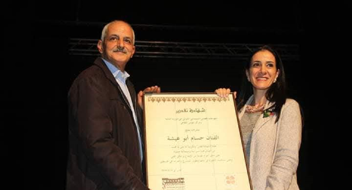 رموز مقدسية : الفنان حسام أبو عيشة.. دينمو المسرح الفلسطيني الذي لا يهدأ